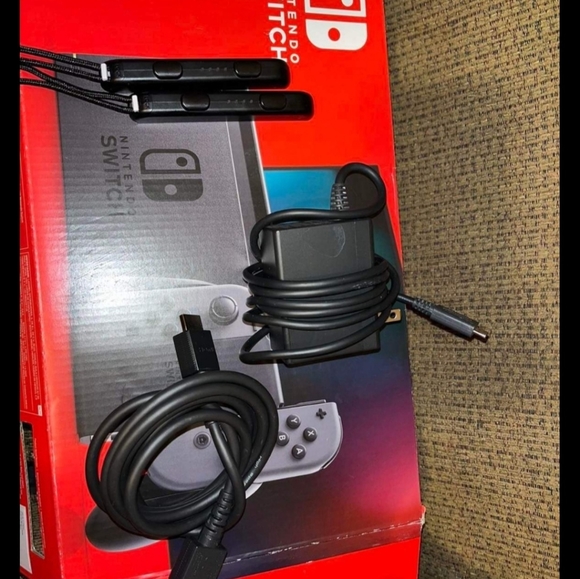 Nintendo Switch - Picture 4 of 4